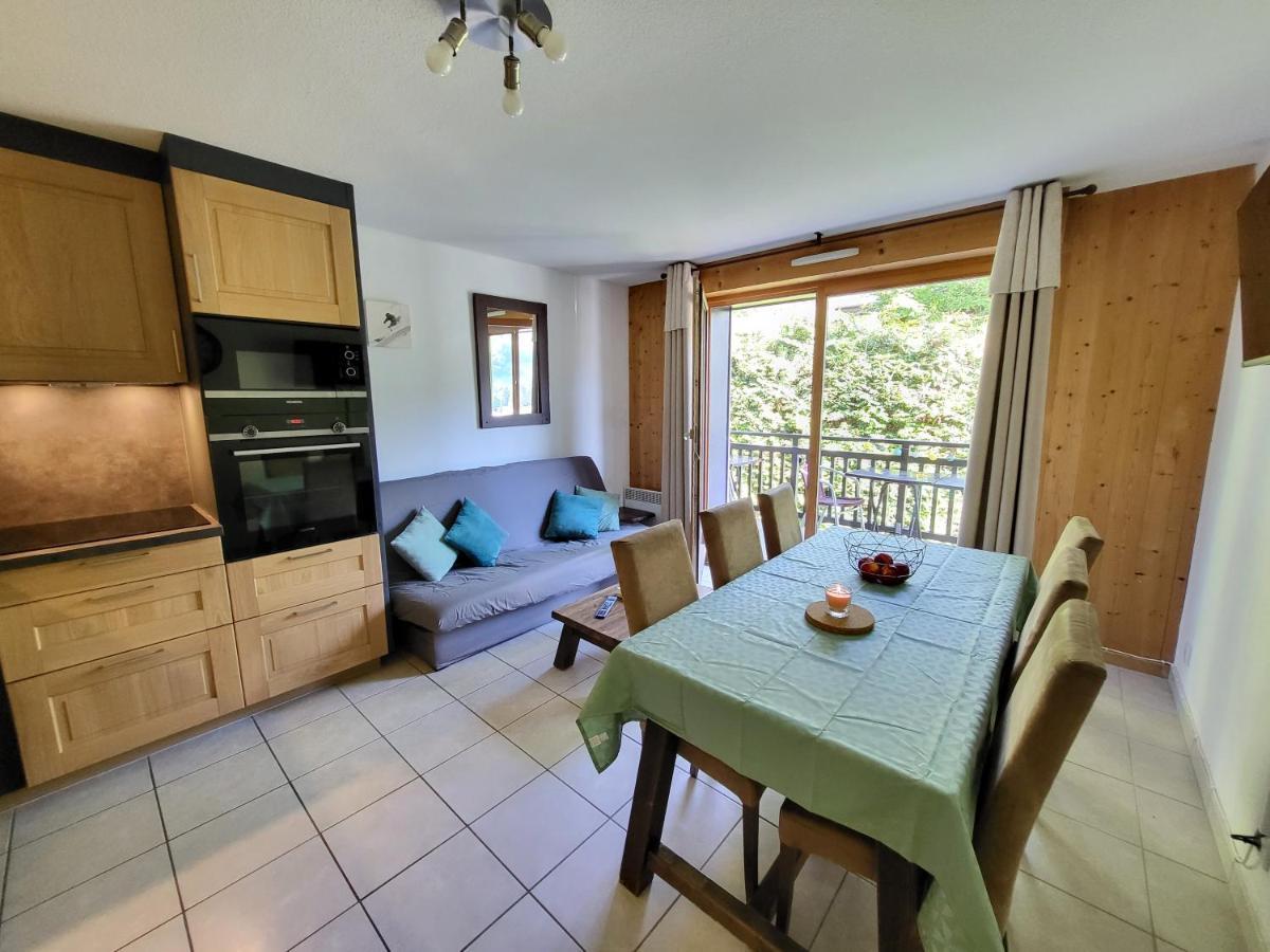 Appartement Dans Chalet Avec Piscine Couverte Saint-Gervais-les-Bains Exterior foto